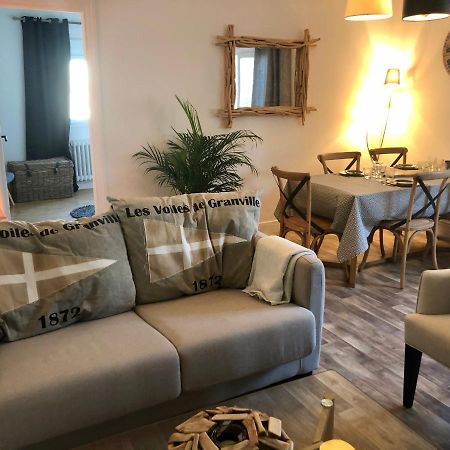 Port Homard Apartment กรองวิลล์ ภายนอก รูปภาพ