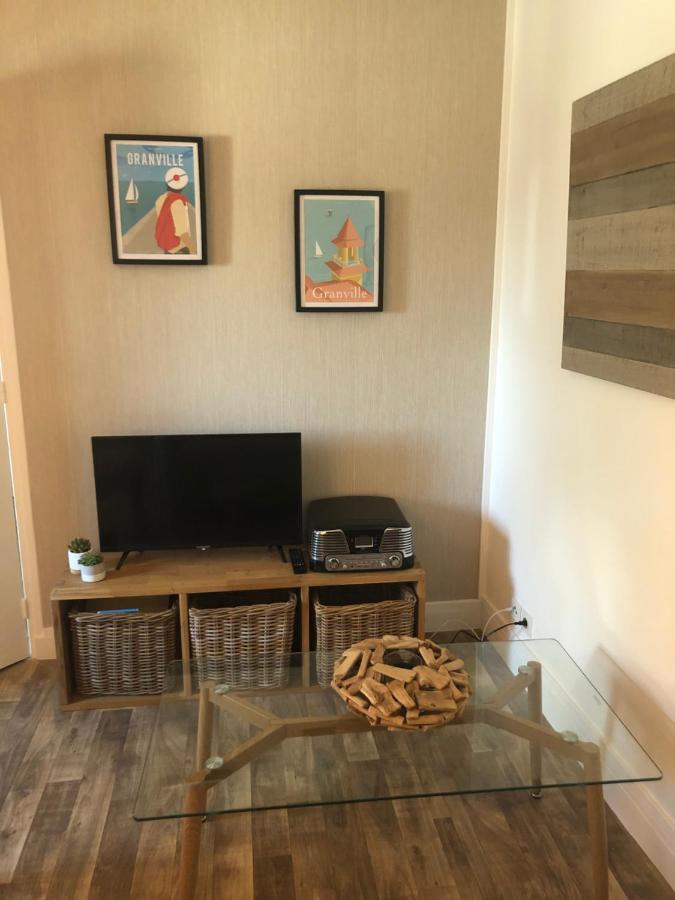 Port Homard Apartment กรองวิลล์ ภายนอก รูปภาพ