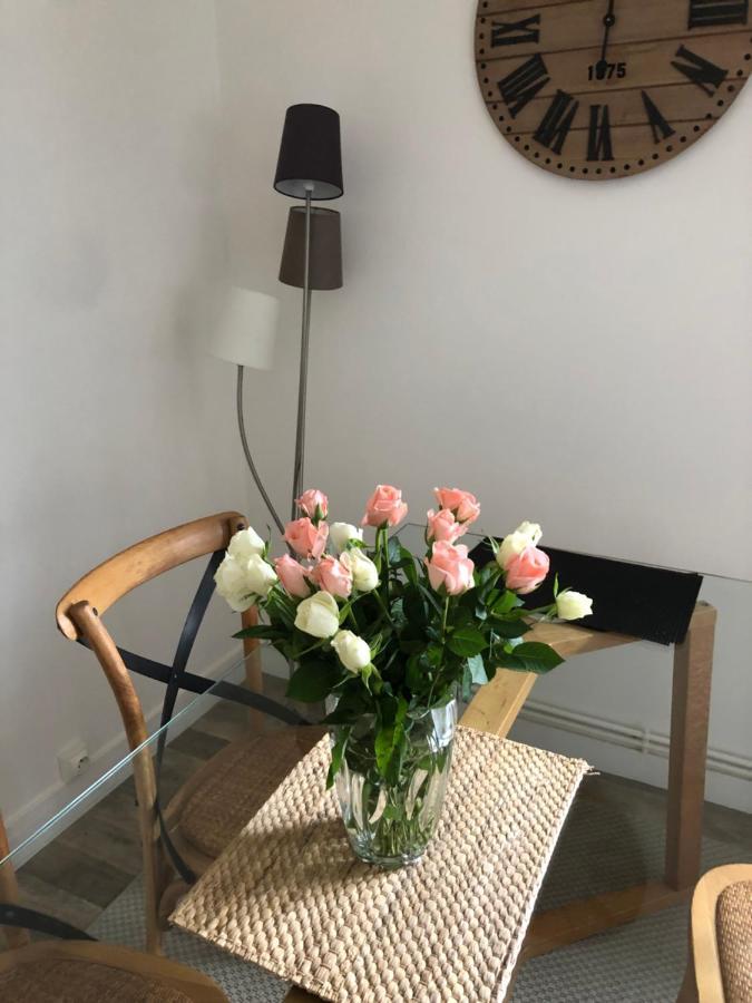 Port Homard Apartment กรองวิลล์ ภายนอก รูปภาพ