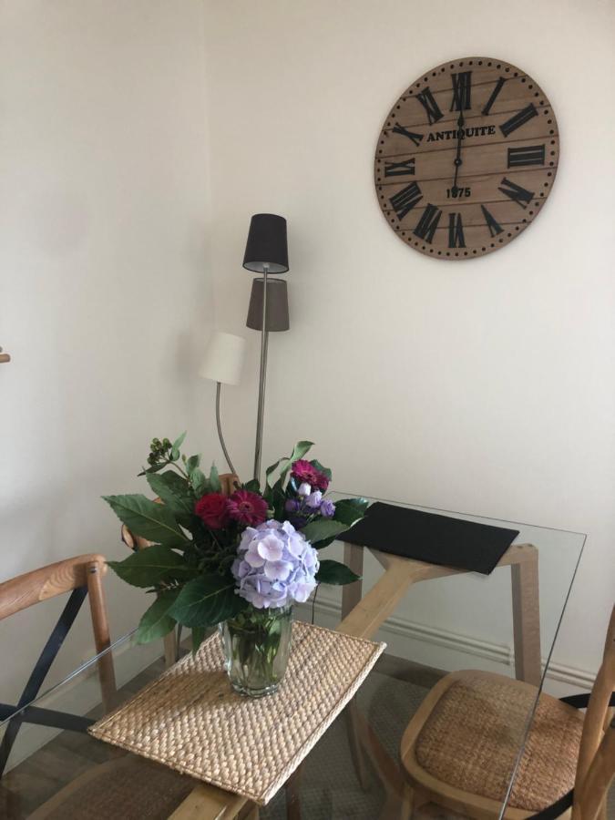 Port Homard Apartment กรองวิลล์ ภายนอก รูปภาพ